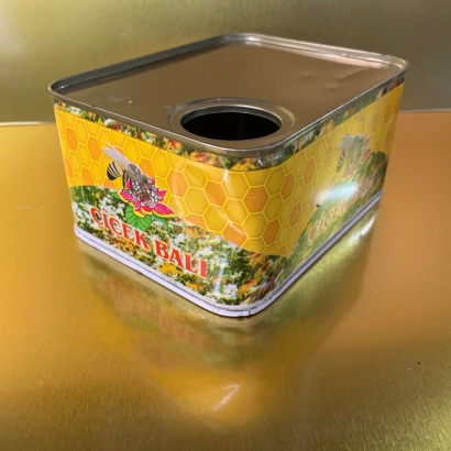 1 KG Süzme Bal Tenekesi